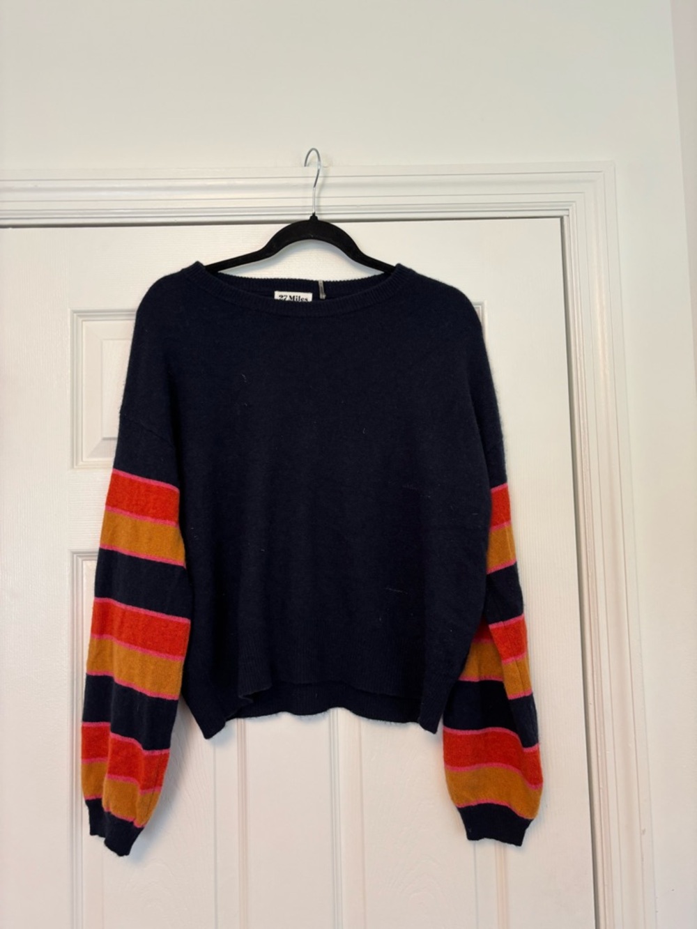 27 Miles Malibu Cashmere Sweater Size M  Navy Stripe Sleeve Pullover Luxury